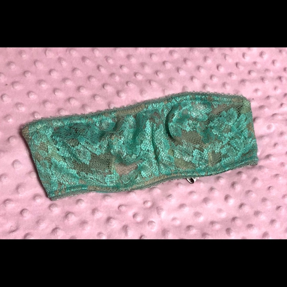 NWT Victoria’s Secret lace bralette